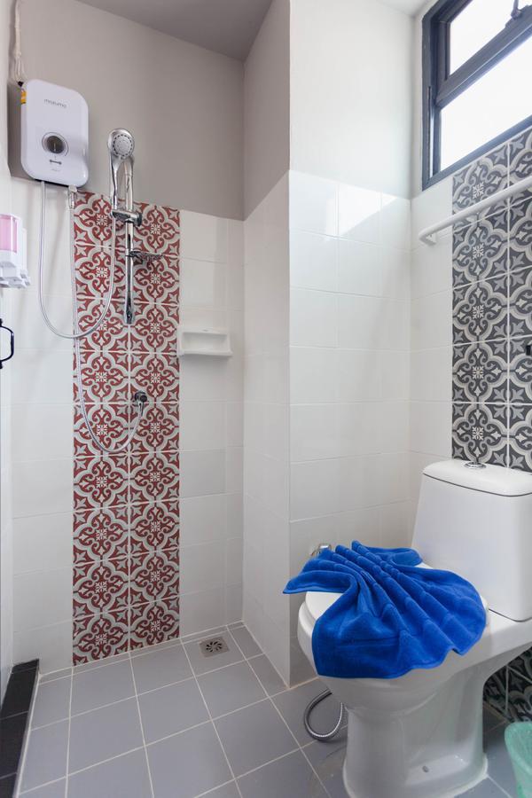 Feelgood@Journey Hostel Phuket Exterior photo